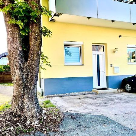 Schoene Wohnung Mit Eigenen Eingang Und Terrasse Gosseling Extérieur photo